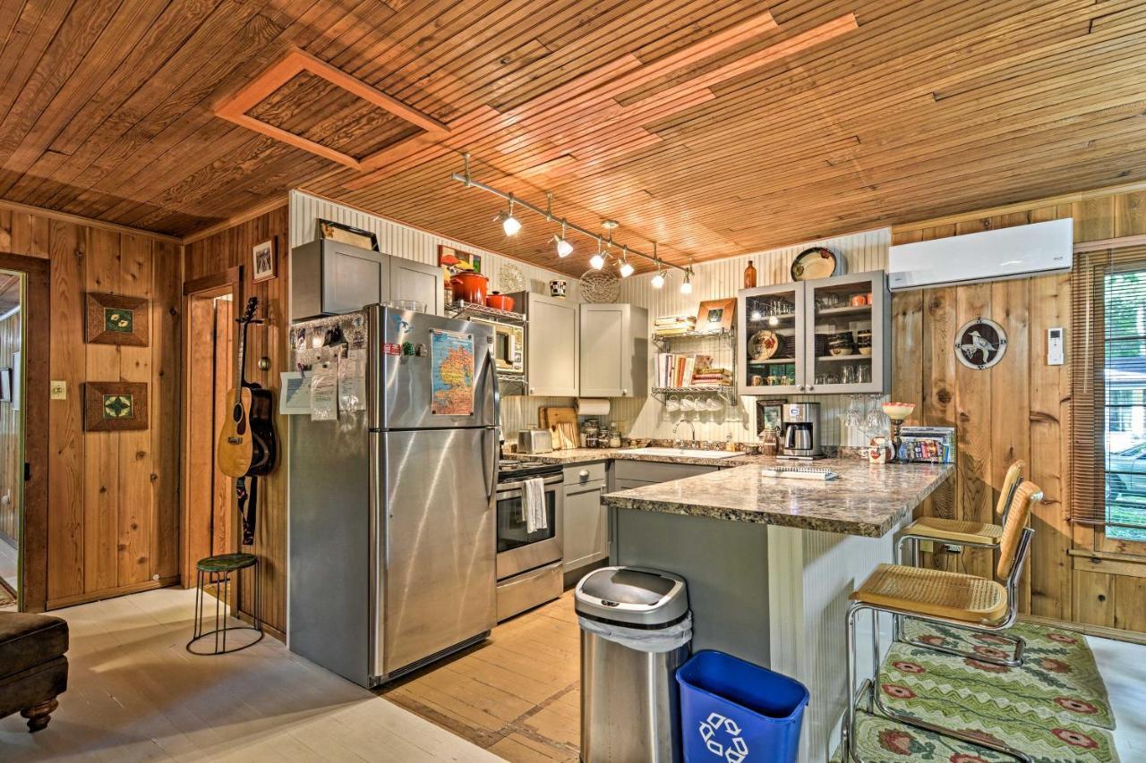 Pet-Friendly One Crow Cottage In Harbor Springs! 외부 사진