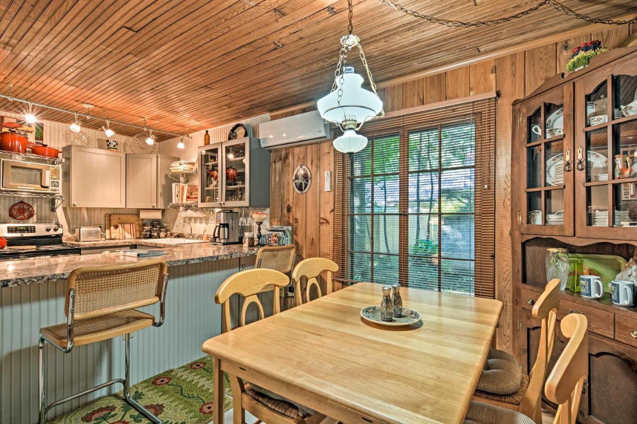 Pet-Friendly One Crow Cottage In Harbor Springs! 외부 사진