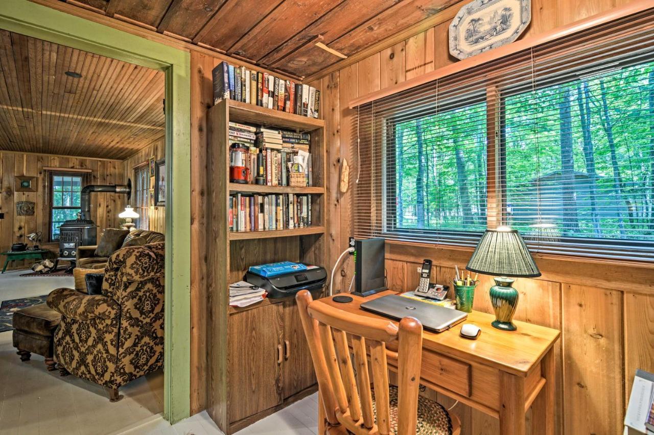 Pet-Friendly One Crow Cottage In Harbor Springs! 외부 사진